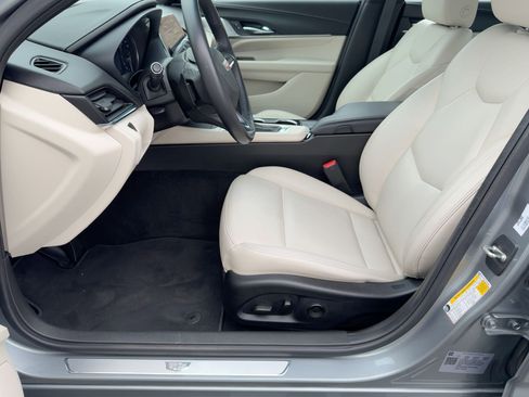 Certified 2023 Cadillac CT4 Luxury w/ Sun And Sound Package image 4