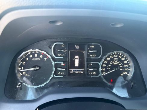 Used 2019 Toyota Tundra SR5 w/ SR5 Upgrade Package RWD image 19
