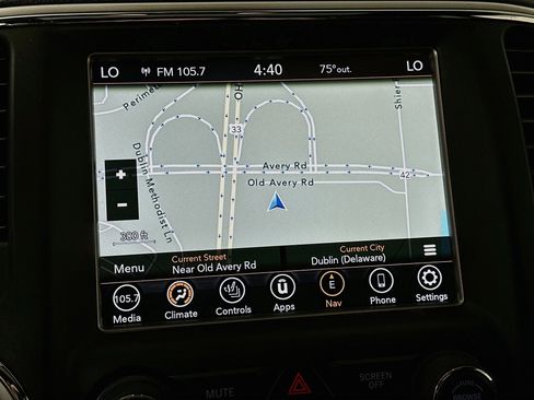 Used 2018 Jeep Grand Cherokee Altitude AWD/4WD image 17