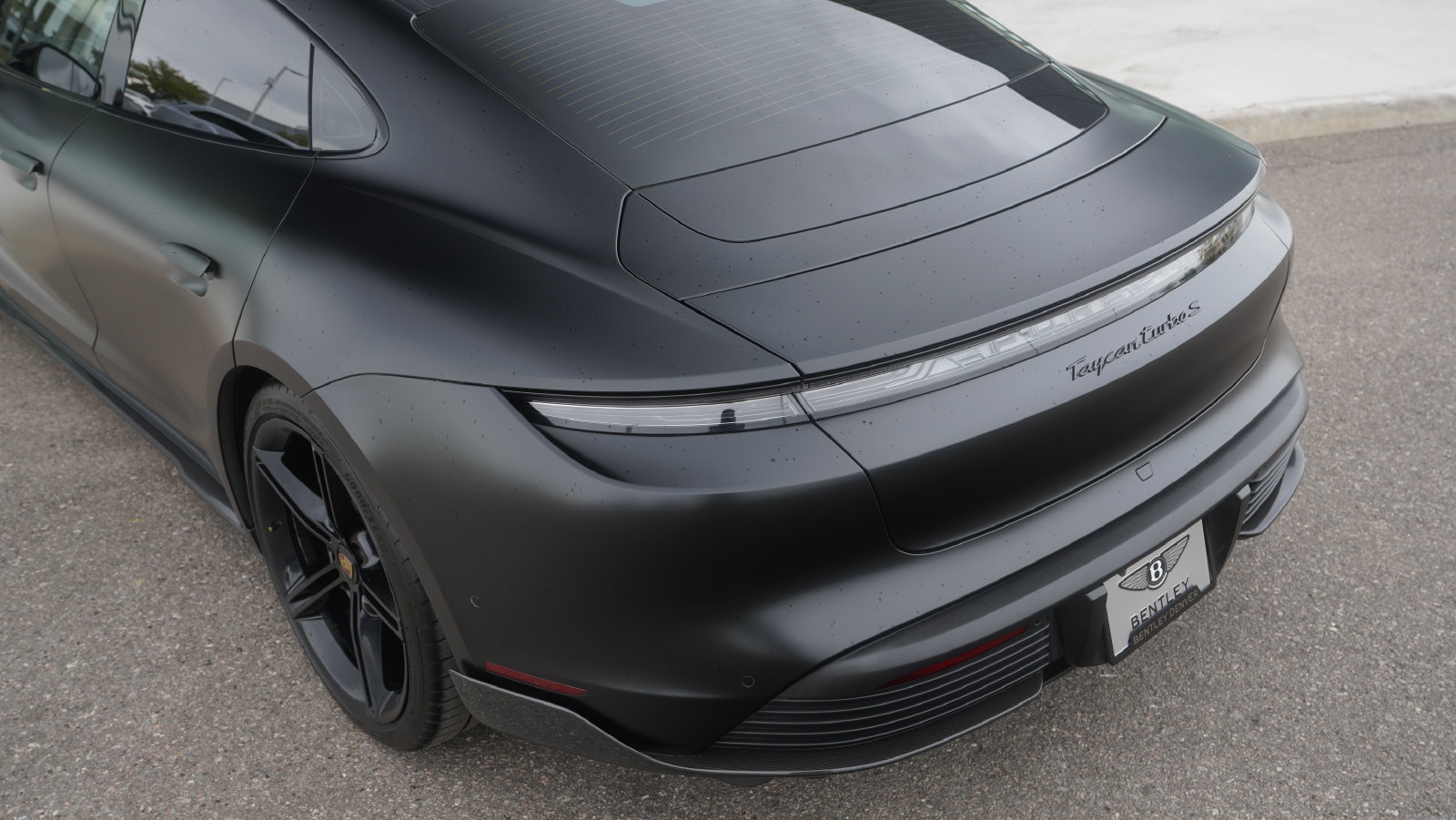 Used 2022 Porsche Taycan Turbo S AWD/4WD image 11