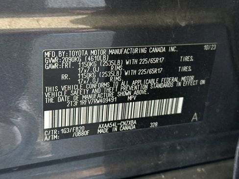 Used 2024 Toyota RAV4 LE image 27