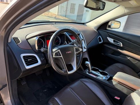 Used 2011 GMC Terrain SLT FWD image 9