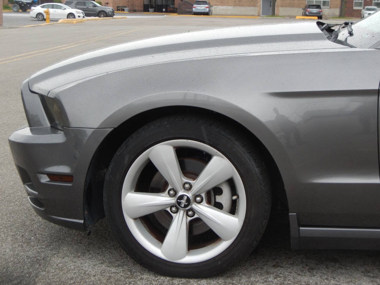 Used 2014 Ford Mustang Coupe w/ Equipment Group 102A RWD image 13
