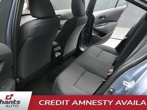 Used 2025 Toyota Corolla LE FWD image 11