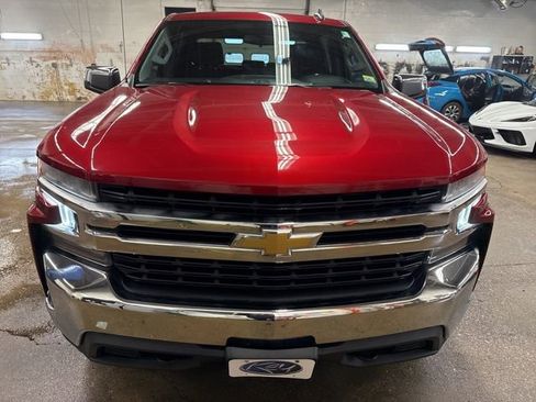 Used 2021 Chevrolet Silverado 1500 LT w/ Z71 Off-Road Package AWD/4WD image 2