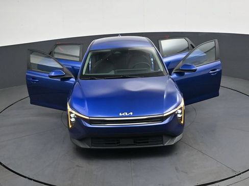 Used 2025 Kia K4 FWD image 39