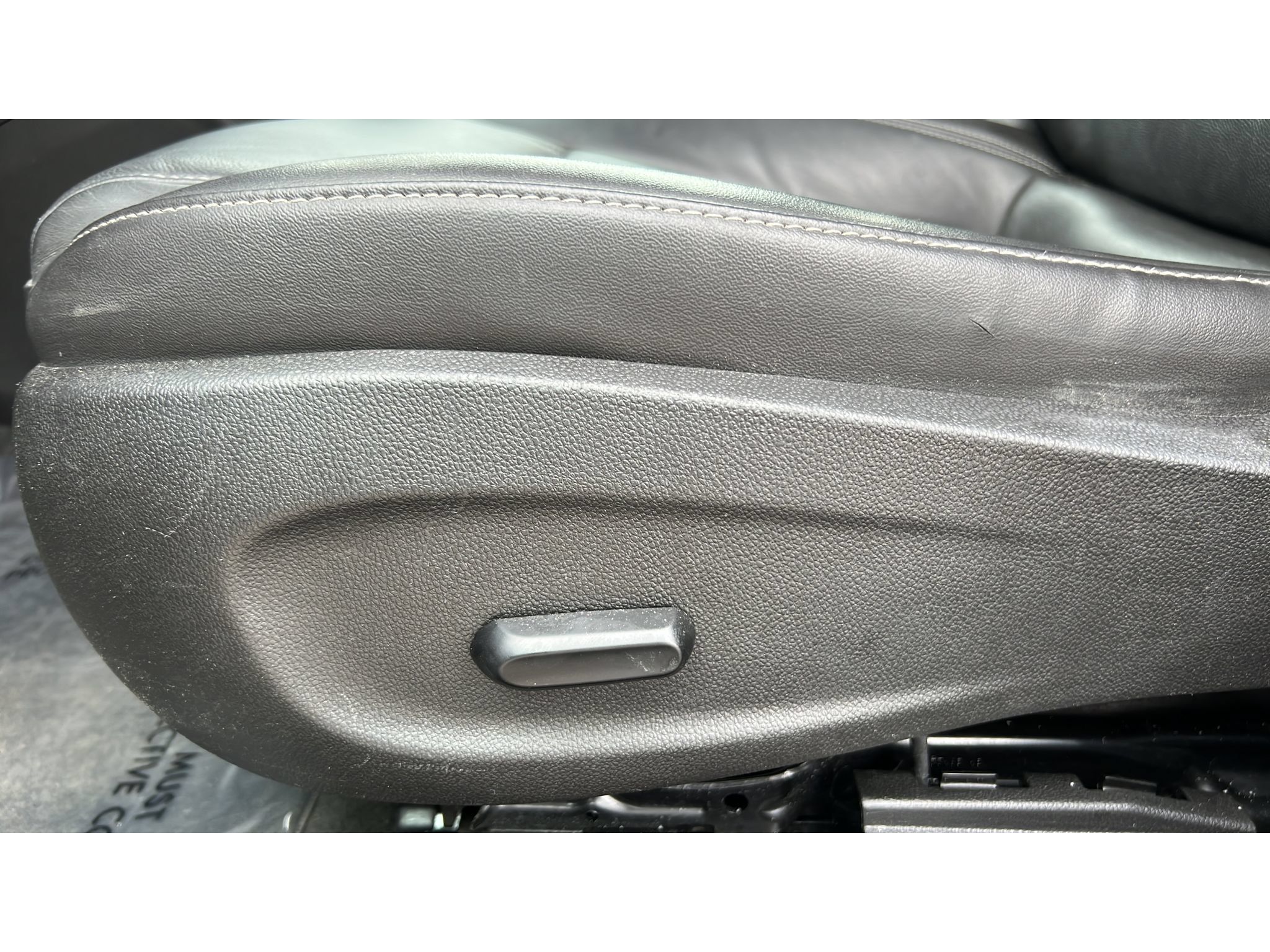 Used 2015 Chevrolet Cruze LT FWD image 24