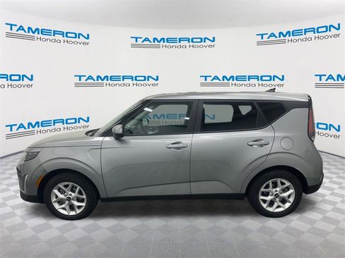 Used 2024 Kia Soul LX w/ Option Group 015 image 2