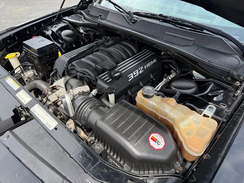 Used 2012 Dodge Challenger SRT8 w/ Premium Sound Group image 40