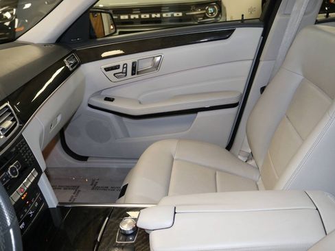 Used 2015 Mercedes-Benz E 350 Sedan image 80