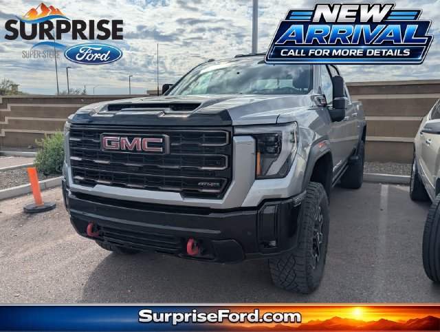 Used 2025 GMC Sierra 2500 AT4X AWD/4WD image 1
