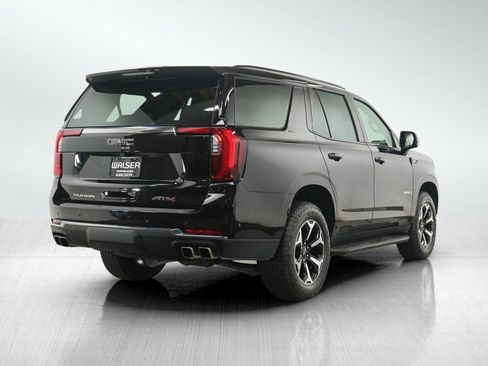 Used 2025 GMC Yukon AT4 AWD/4WD image 6