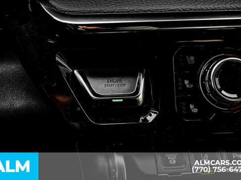 Used 2024 GMC Sierra 2500 Denali w/ Denali Reserve Package image 32