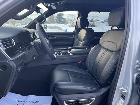 New 2026 Jeep Grand Wagoneer L Summit w/ Premium Group III AWD/4WD image 15