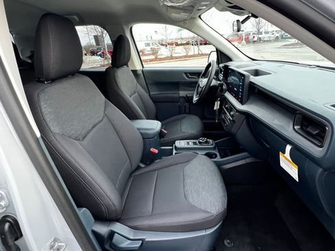 New 2025 Ford Maverick XL image 21