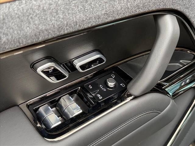New 2026 Land Rover Range Rover Sport Dynamic SE AWD/4WD image 13