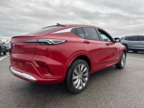New 2026 Buick Envista Avenir image 7