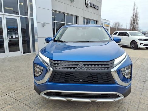 Used 2024 Mitsubishi Eclipse Cross SE image 3