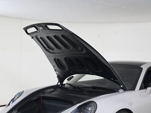Certified 2022 Porsche 911 GT3 image 28