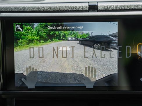 New 2025 Jeep Gladiator Sport image 41