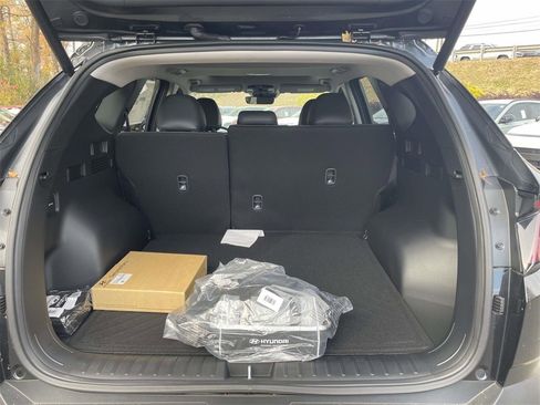 New 2025 Hyundai Tucson SEL image 8
