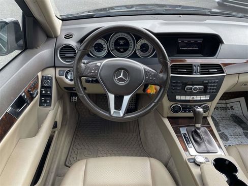 Used 2014 Mercedes-Benz C 250 Sedan image 13