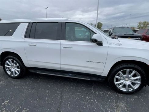 Used 2023 Chevrolet Suburban High Country w/ Max Trailering Package image 3