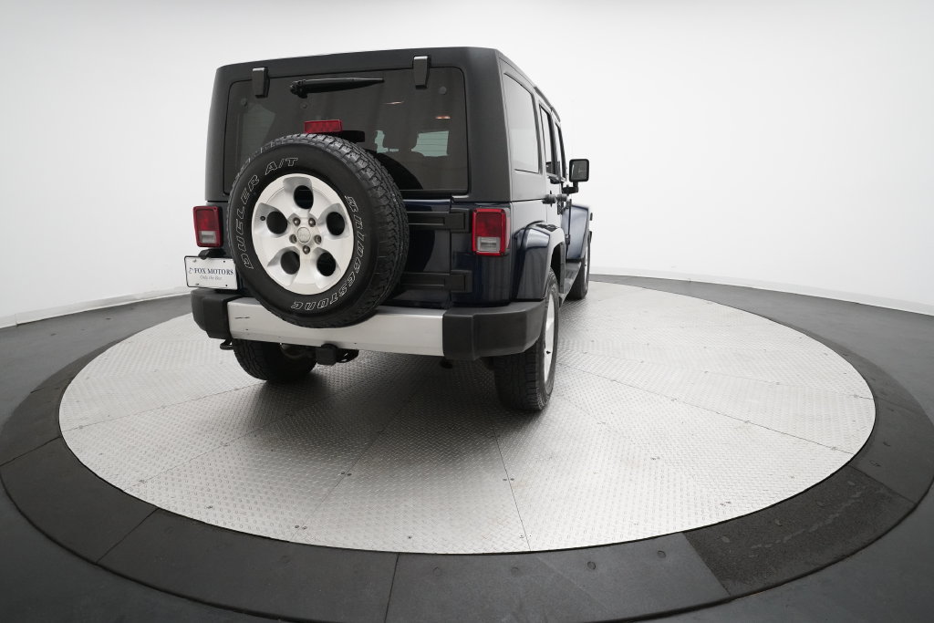 Used 2013 Jeep Wrangler Unlimited Sahara w/ Connectivity Group AWD/4WD image 13