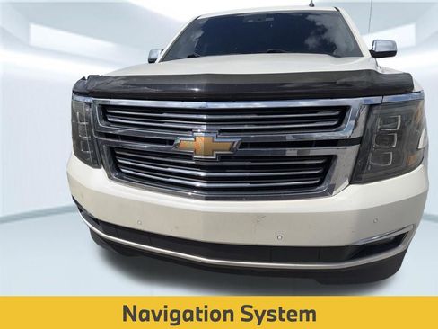 Used 2015 Chevrolet Suburban LTZ RWD image 2