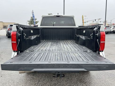 Used 2024 Toyota Tacoma TRD Sport image 25