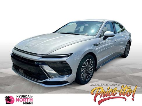 New 2025 Hyundai Sonata SEL FWD image 1