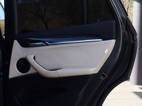 Used 2020 BMW X1 sDrive28i w/ Premium Package image 27