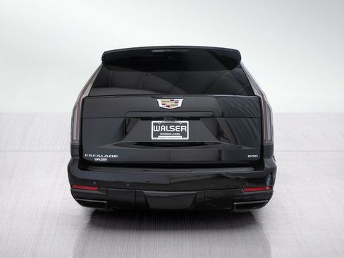 Used 2025 Cadillac Escalade Sport Platinum w/ LPO, Floor Liner Package AWD/4WD image 4