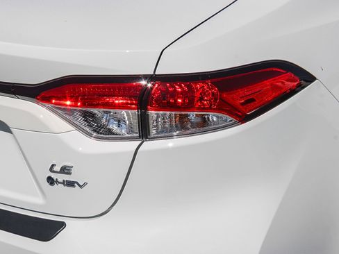 Used 2026 Toyota Corolla LE image 10