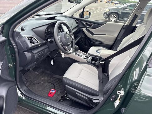 Used 2023 Subaru Forester AWD/4WD image 11