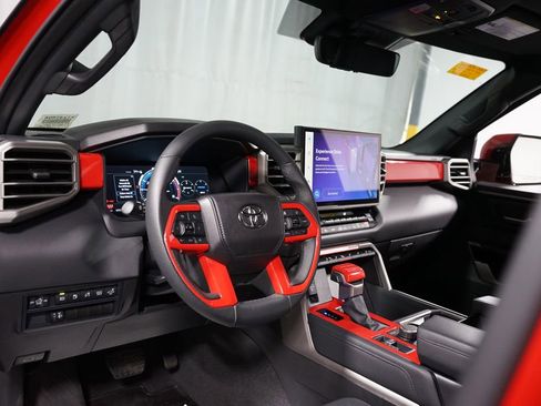 Used 2025 Toyota Tundra Limited image 12