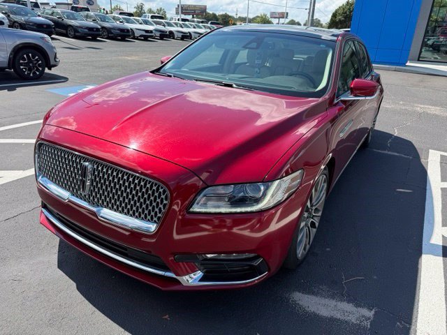Used 2017 Lincoln Continental Select w/ Climate Package AWD/4WD image 3