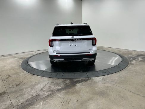 New 2026 Ford Explorer Active w/ Active Comfort Package AWD/4WD image 7