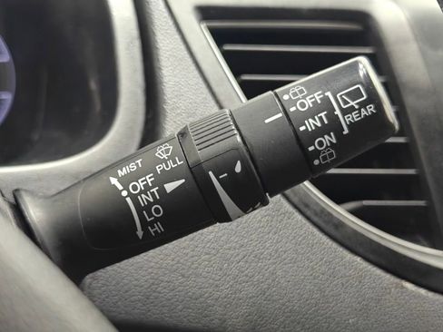 Used 2012 Honda CR-V EX-L image 18