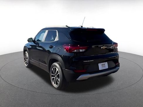 Used 2025 Chevrolet TrailBlazer LT image 11