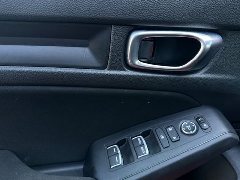 Used 2023 Honda Civic Sport image 11