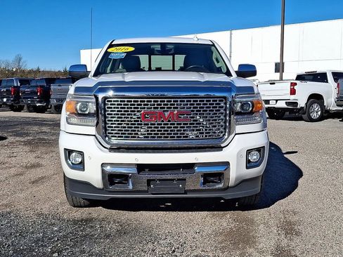 Used 2016 GMC Sierra 2500 Denali image 6