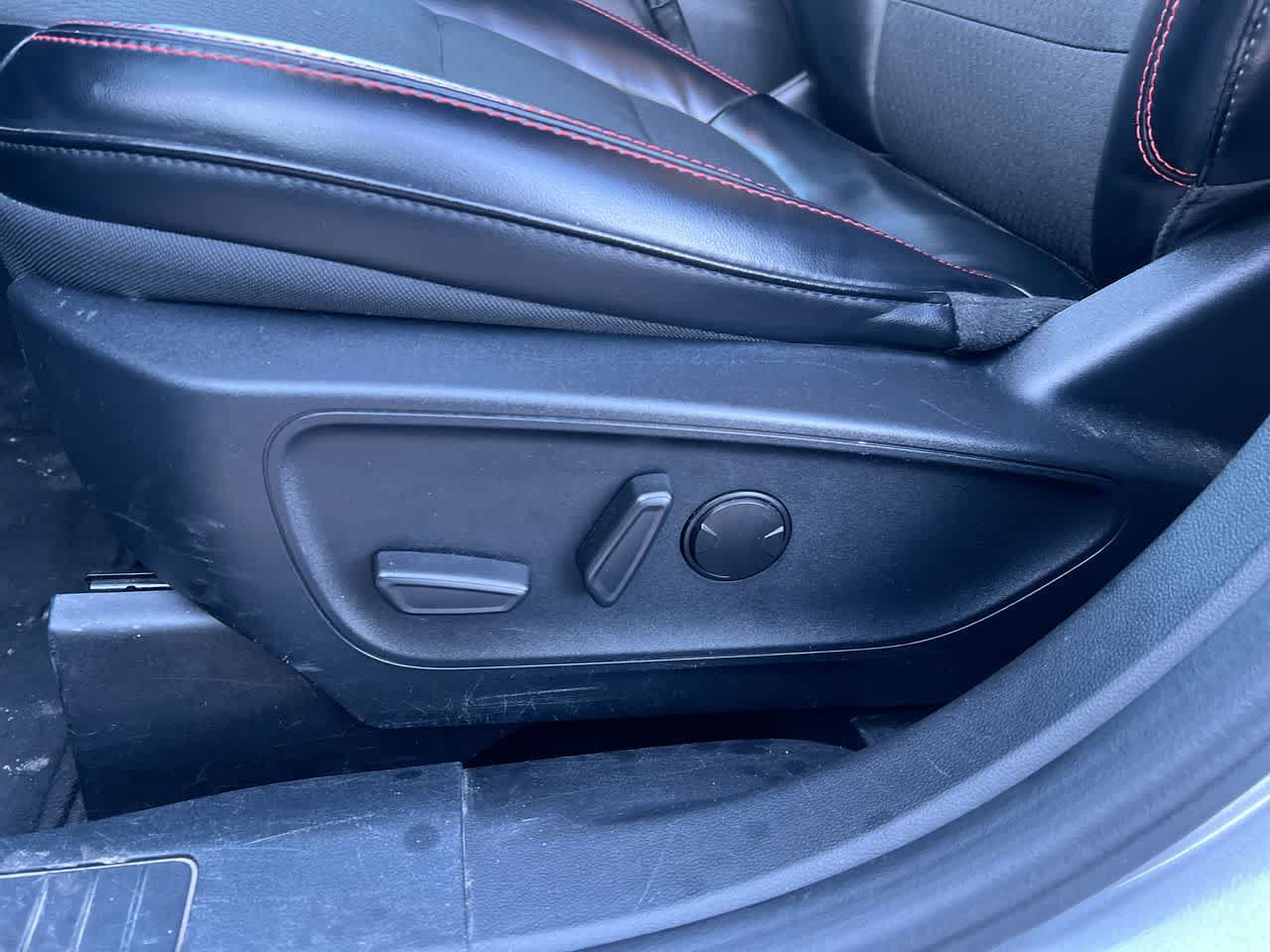 Used 2024 Ford Escape ST-Line AWD/4WD image 12