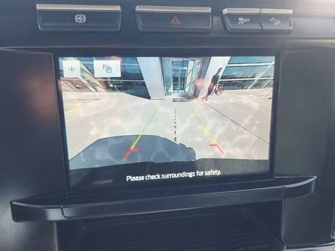 Used 2024 Ford F250 XLT w/ FX4 Off-Road Package image 21