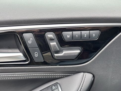 Used 2018 INFINITI QX30 Premium w/ Technology Package image 13