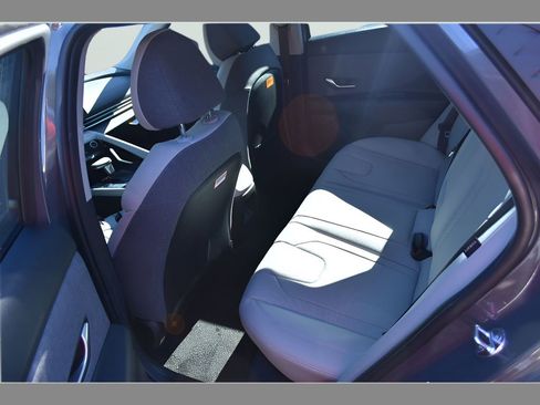 New 2026 Hyundai Elantra Limited FWD image 9