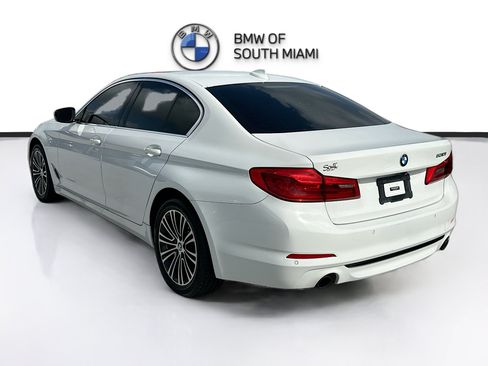 Used 2020 BMW 530i w/ Convenience Package RWD image 5