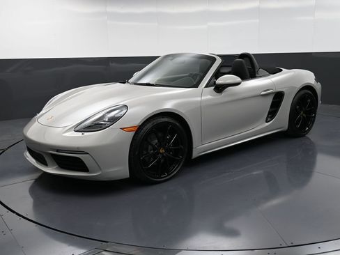 New 2025 Porsche 718 Boxster RWD image 31