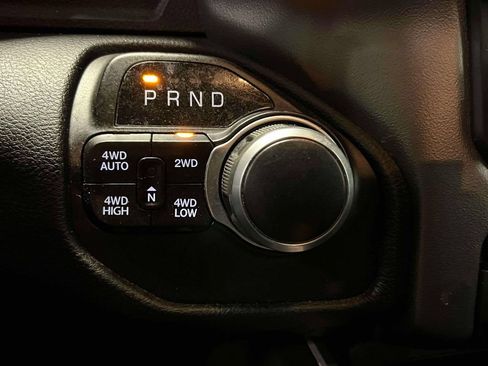Used 2020 RAM 1500 Big Horn AWD/4WD image 30