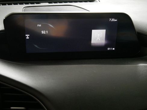 Used 2024 MAZDA MAZDA3 s FWD image 22
